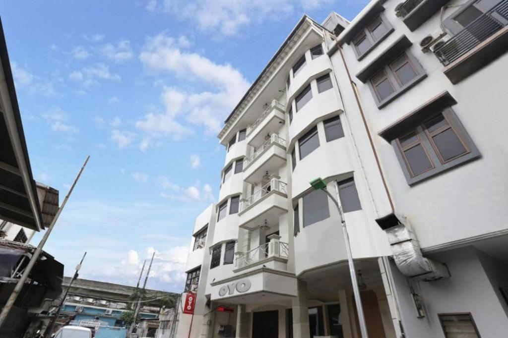 Capital O 297 45 Residence Jakarta Eksteriør billede